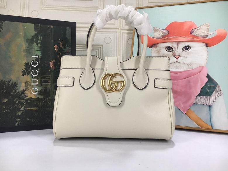 Gucci Handbags 269